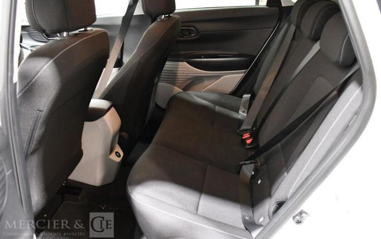 HYUNDAI I20 INTUITIVE BLANC GX-093-RW