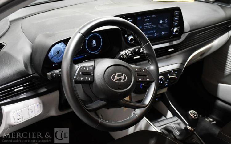 HYUNDAI I20 INTUITIVE BLANC GX-093-RW