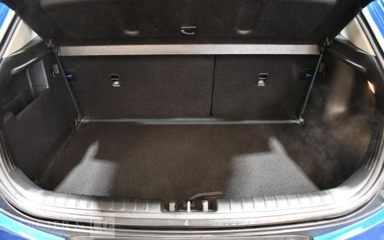 KIA S TONIC ACTIVE BLEU GX-962-CV