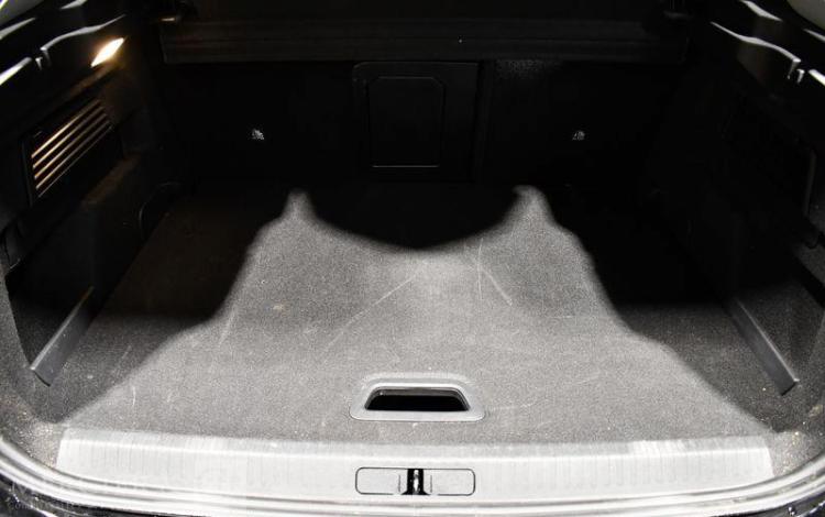 CITROEN C4 1,5 BLUE-HDI 130 MAX BVA NOIR GY-279-BM