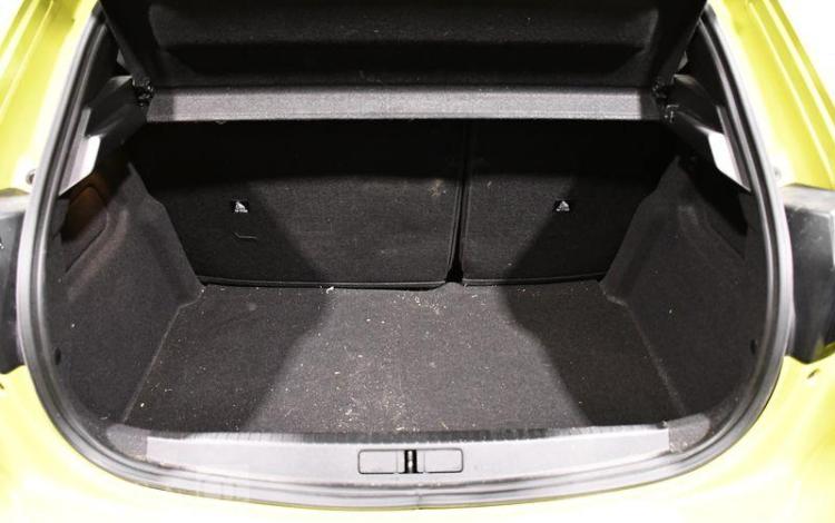 PEUGEOT e-208 ACTIVE 136 BVA VERT GY-373-NM