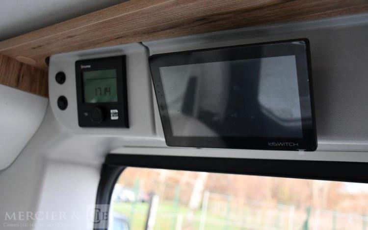 BAVARIA K600 2,2 BLUEHDI 140  GY-603-KD