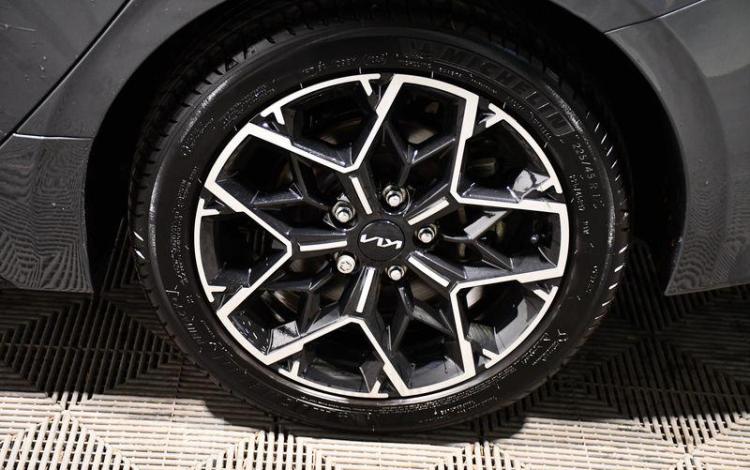 KIA PROCEED 1.5 T-GDI 140 GT LINE BVA GRIS GY-848-AL