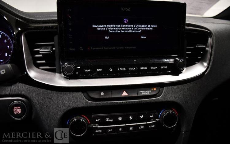 KIA PROCEED 1.5 T-GDI 140 GT LINE BVA GRIS GY-848-AL