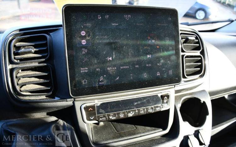 PEUGEOT BOXER 33 L2H2 BLUEHDI 140 BLANC GY-941-MT