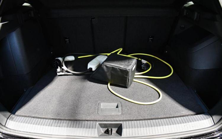 VOLKSWAGEN TIGUAN 1.5 TSI e-HYBRID 272ch R-LINE DSG NOIR GY-954-SE