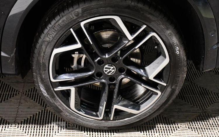 VOLKSWAGEN TIGUAN 1.5 TSI e-HYBRID 272ch R-LINE DSG NOIR GY-954-SE