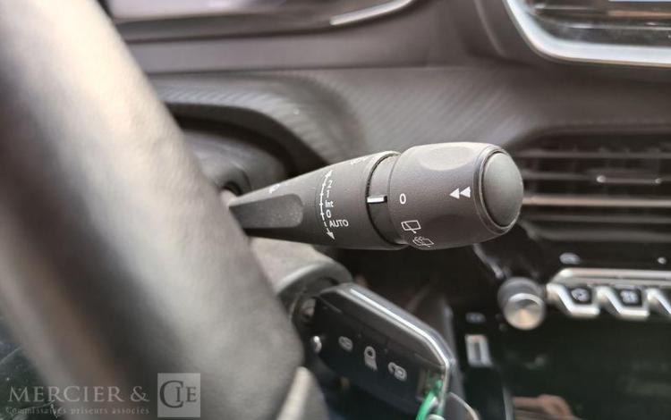 PEUGEOT 2008 PURETECH 100 ALLURE  GZ-162-AV