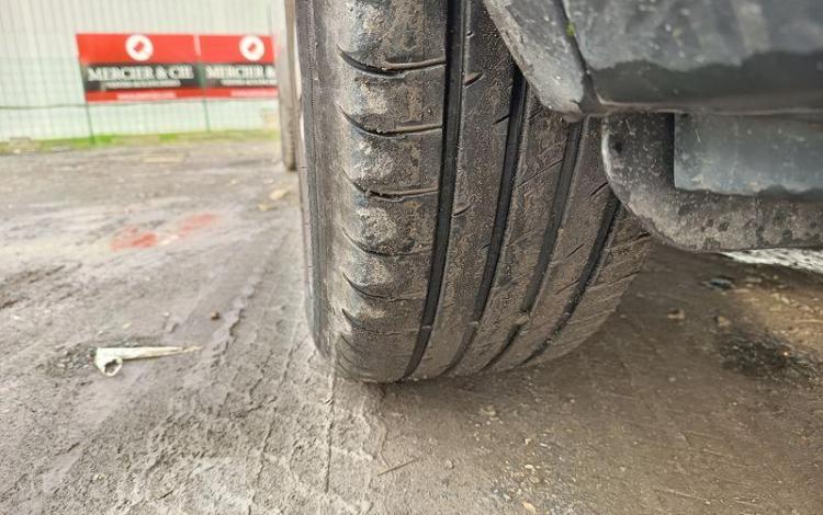 PEUGEOT 2008 PURETECH 100 ALLURE  GZ-162-AV