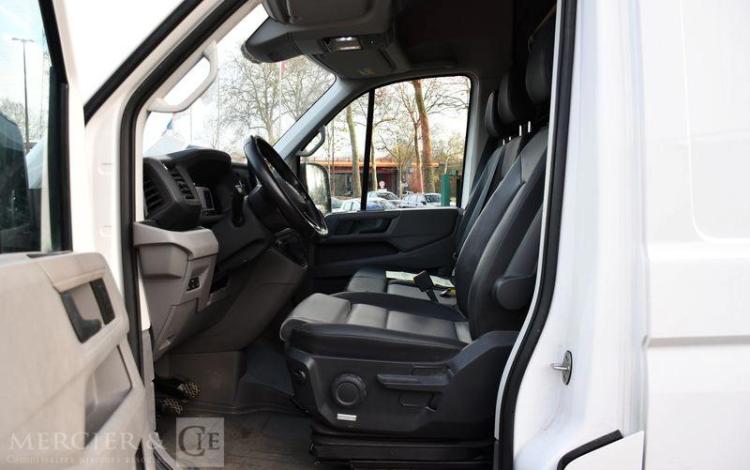 VOLKSWAGEN CRAFTER VAN 30 L3H3 11M3 TRAC BLANC GZ-440-KE