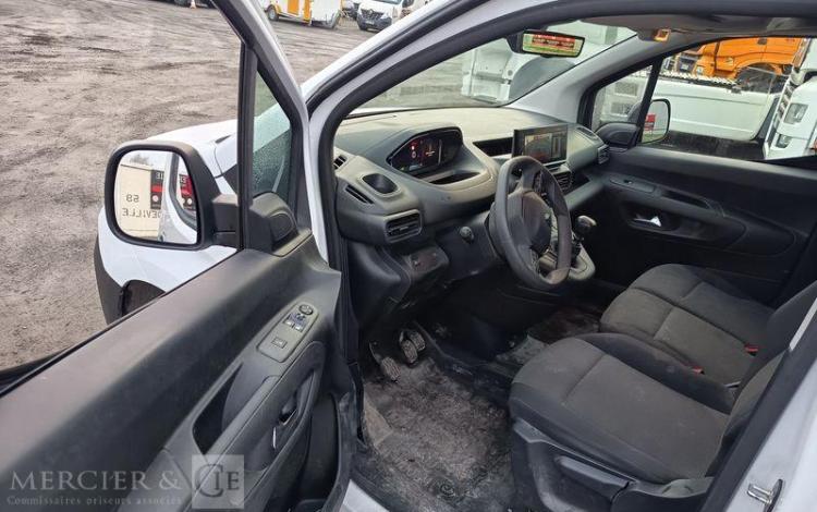 PEUGEOT PARTNER PHASE 2 L1 1.5 BLUEHDIi 16V 100 CV DIESEL – 18238 KMS – ANNEE 2024 BLANC GZ-593-AS