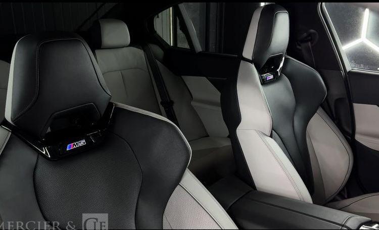 BMW M5 G90 727CH  HA-312-SJ