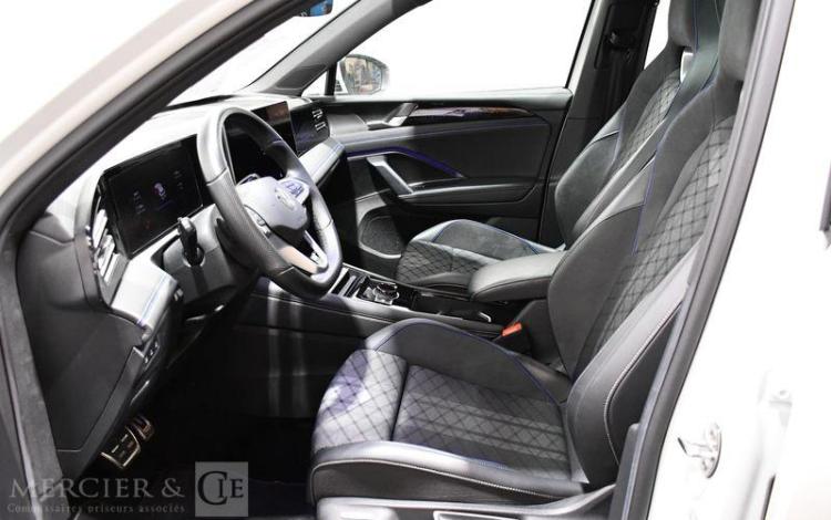 VOLKSWAGEN TIGUAN 1.5 E-TSI 150 MHEV HYBRID R-LINE DSG BLANC HA-741-KS