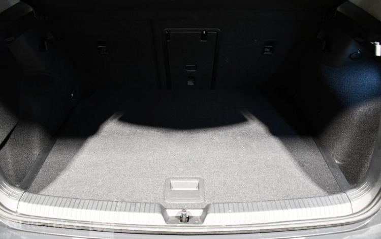 VOLKSWAGEN GOLF VIII 2.0 TDI 150ch VW EDITION DSG GRIS HB-173-FF