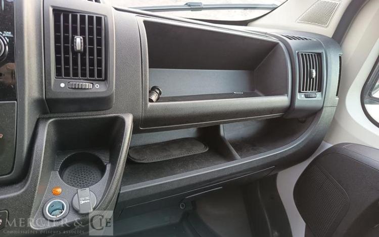 CITROEN JUMPER L2H2 8 PL PMR  HB-431-HC