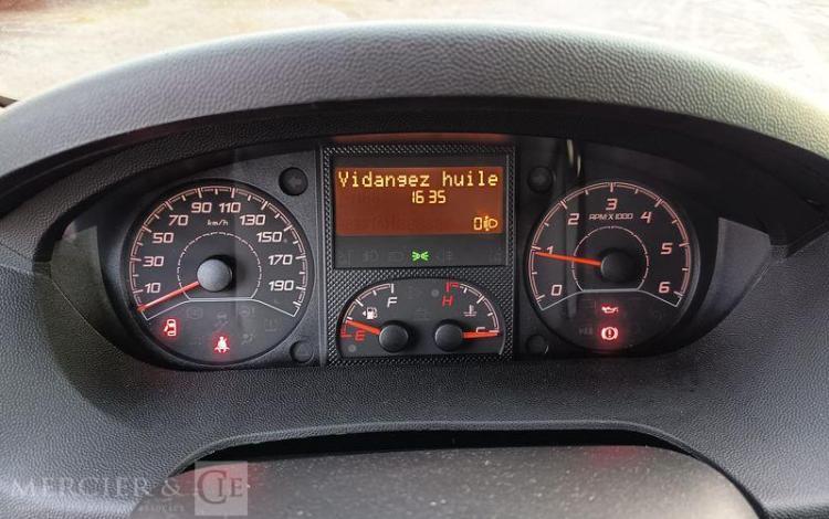 CITROEN JUMPER L2H2 8 PL PMR  HB-431-HC