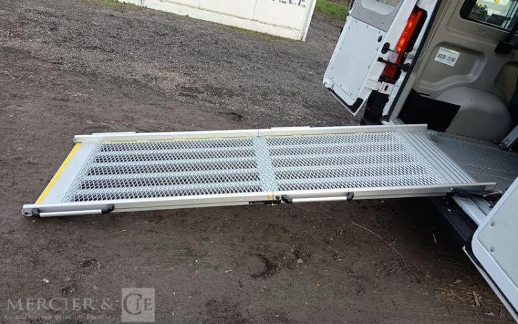 CITROEN JUMPER L2H2 8 PL PMR  HB-431-HC