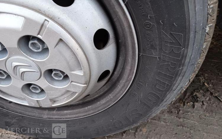 CITROEN JUMPER L2H2 8 PL PMR  HB-431-HC