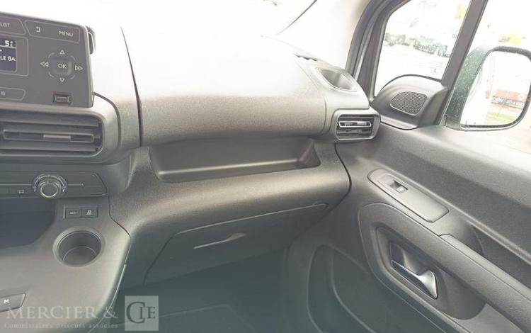 CITROEN BERLINGO 130 PMR  HB-446-HA