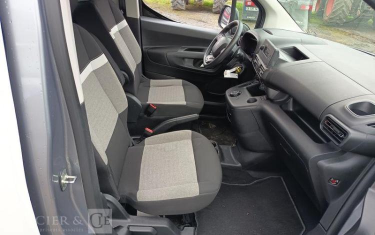 CITROEN BERLINGO 130 PMR  HB-446-HA