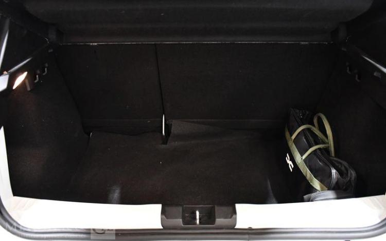 DACIA SANDERO ESSENTIAL ECO-G 100 BLANC HB-551-PC