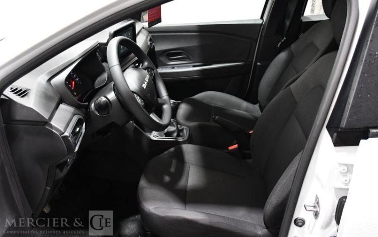 DACIA SANDERO ESSENTIAL ECO-G 100 BLANC HB-551-PC