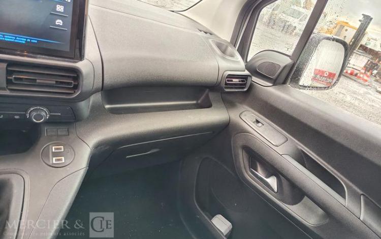 PEUGEOT PARTNER FOURGON XL 950KG BLUEHDI 100 S&S BVM6 – DIESEL – 8625 KMS – ANNEE 2025 BLANC HD-364-AJ