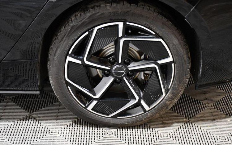 BYD SEAL ELECTRIQUE DESIGN NOIR HD-809-EZ