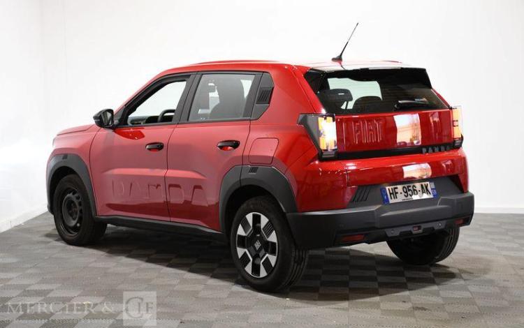 FIAT GRANDE PANDA ROUGE HF-956-AK