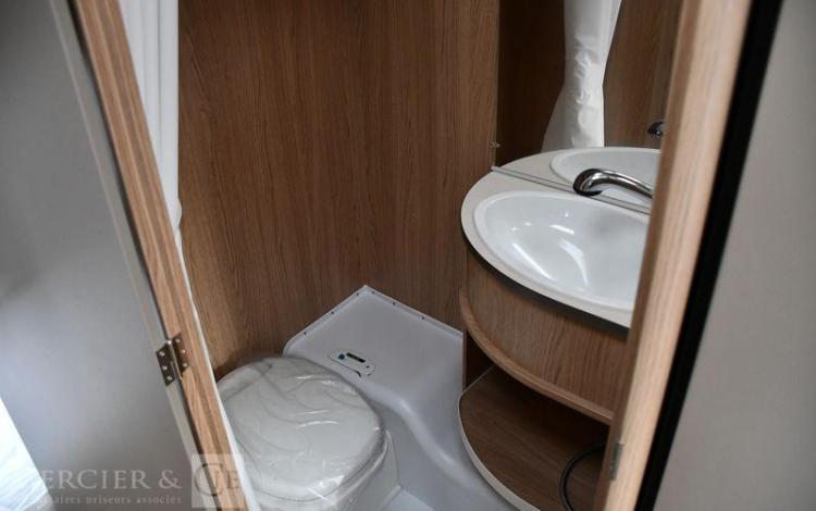 LMC CARAVAN SASSINO 390  L06492