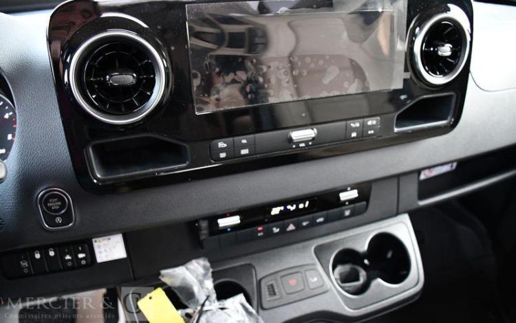 LE VOYAGER LE VOYAGER L.V 7,9 MERCEDES 2,0 170CH BVA  LEVOY