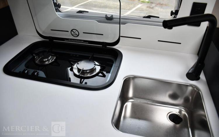 LE VOYAGER LE VOYAGER L.V 7,9 MERCEDES 2,0 170CH BVA  LEVOY