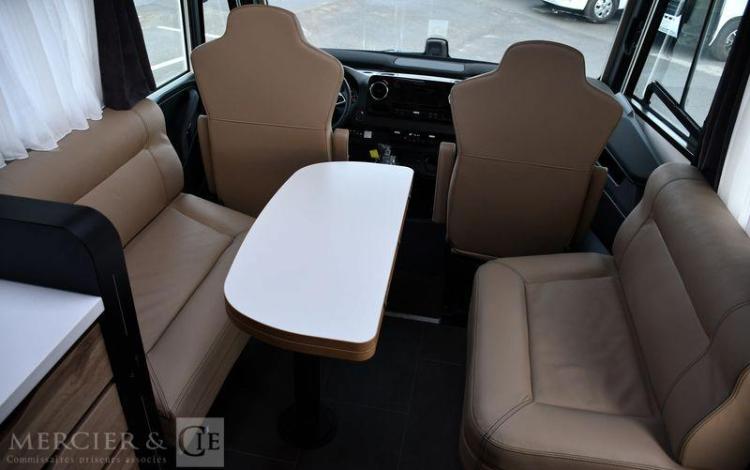 LE VOYAGER LE VOYAGER L.V 7,9 MERCEDES 2,0 170CH BVA  LEVOY