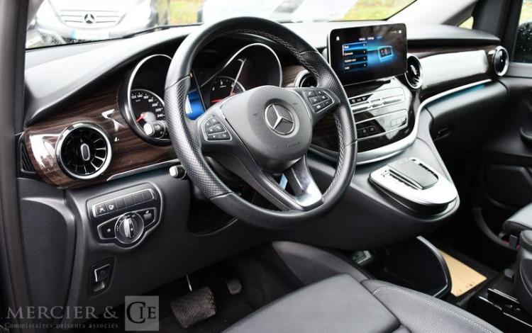 MERCEDES CLASSE V 2.0 300 D 240 EXTRALONG AVANTGARDE BVA NOIR WITU3532