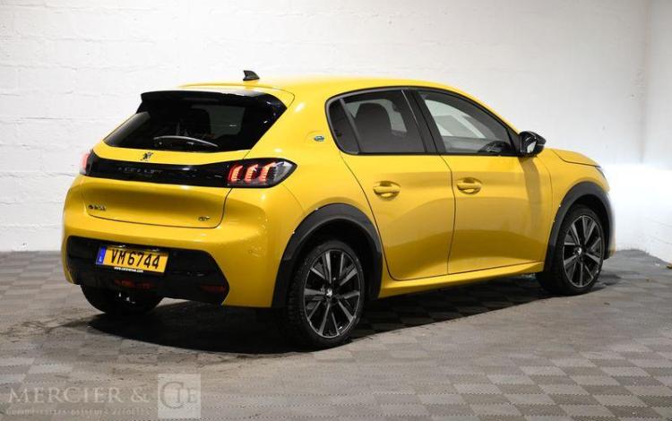 PEUGEOT e-208 GT 136 JAUNE VM6744