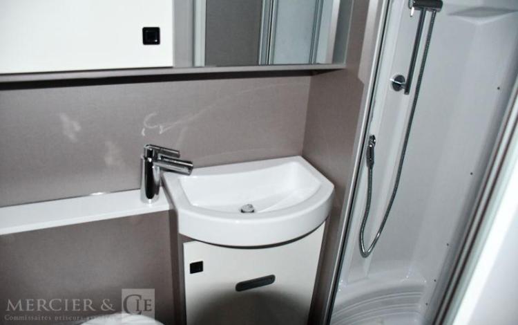 BURSTNER CAMPING-CAR PROFILE – BURNSTER LYSEO TD IT 594 – FIAT  140CV BLANC X50597