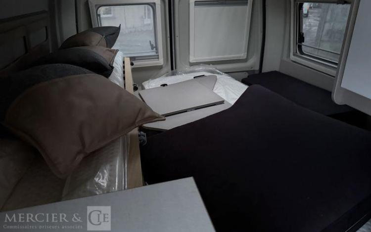 BURSTNER CAMPING-CAR FOURGON DELFIN C621 CASA PINO GRIS 557512