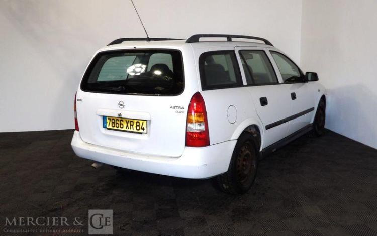 OPEL ASTRA BLANC 7866XR84