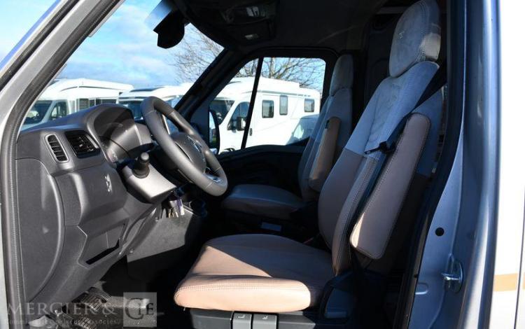 RENAULT CAMPING CAR MASTER  87754