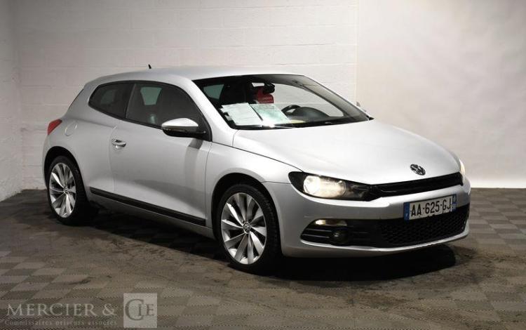 VOLKSWAGEN SCIROCCO 2,0 TDI GRIS AA-625-GJ