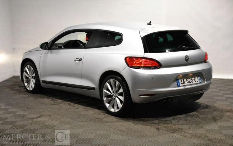 VOLKSWAGEN SCIROCCO 2,0 TDI GRIS AA-625-GJ