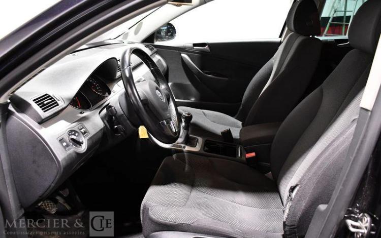 VOLKSWAGEN PASSAT BREAK 2.0 TDI 110CH CONFORT LINE NOIR AB-206-TA
