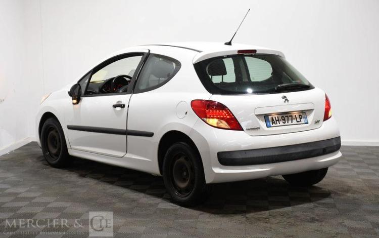 PEUGEOT 207 SOCIETE 1.4 HDI 70ch PACK CD CLIM BLANC AH-977-LP