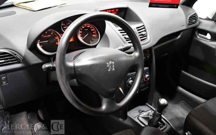 PEUGEOT 207 SOCIETE 1.4 HDI 70ch PACK CD CLIM BLANC AH-977-LP