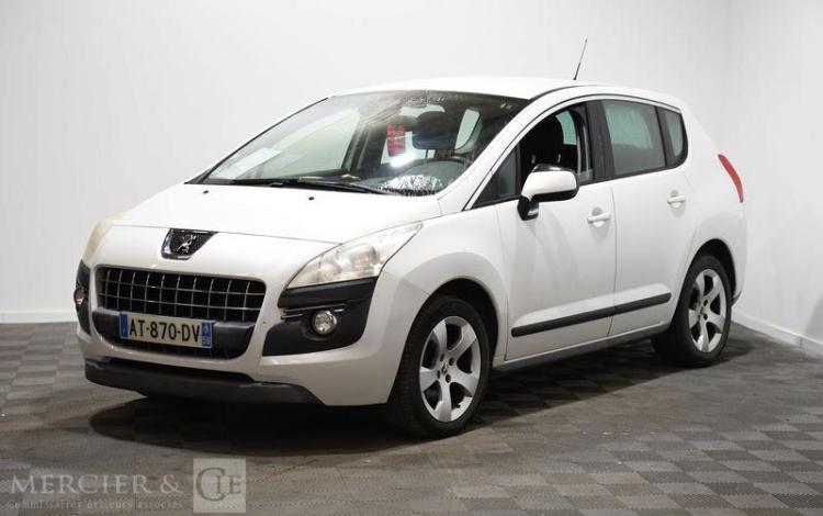 PEUGEOT 3008 2,0 HDI 150 PREMIUM BLANC AT-870-DV