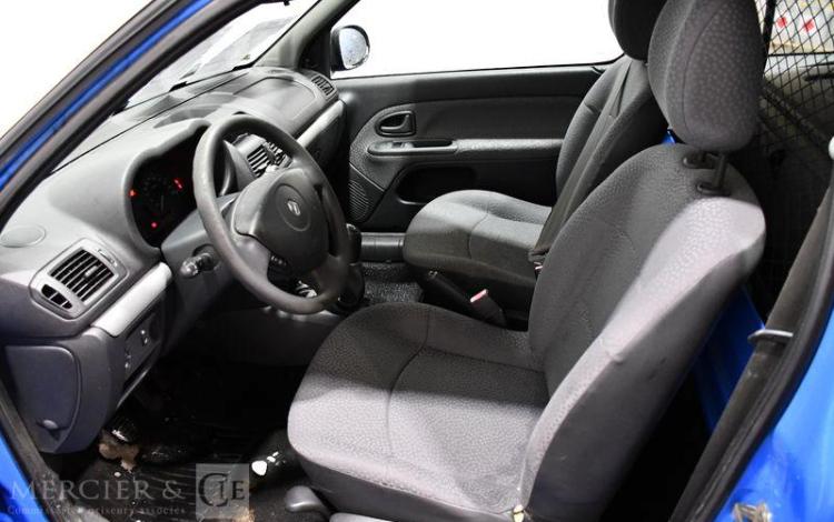 RENAULT CLIO II SOCIETE 1.5 DCI 75 AIR BLEU AX-274-DA