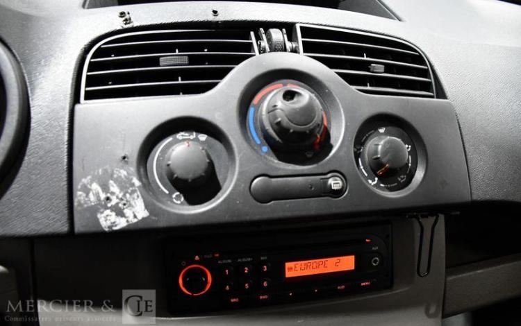 RENAULT KANGOO FOURGON 1.5 DCI 70 CONFORT BLEU BB-253-PX