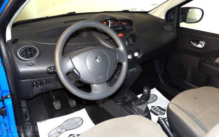 RENAULT TWINGO DCI BLEU BR-655-AG