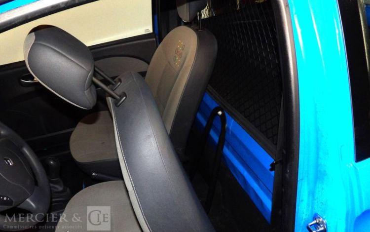 RENAULT TWINGO DCI BLEU BS-073-KZ