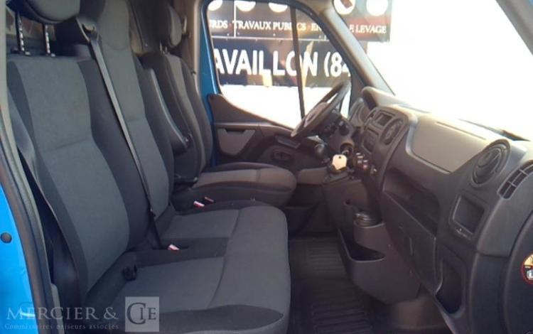 RENAULT MASTER III DCI 100 BLEU CC-396-NJ